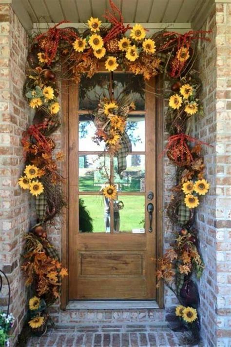 Pin By Teresa Yarbrough On Seasons Fall Outdoor Decor Fall Front