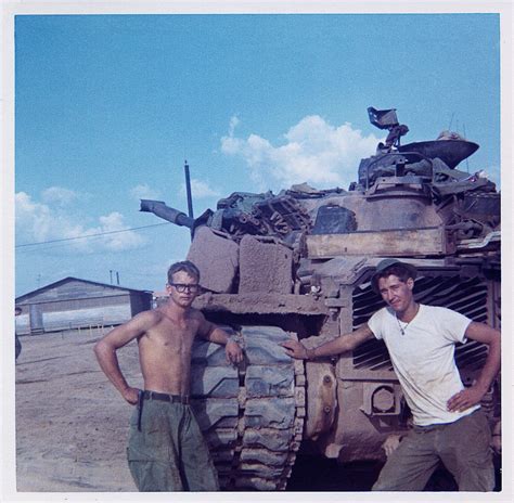 Phelan1968 70vietnam0007 Cu Chi Base Camp Armored Cavalry In