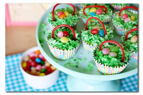 This easter egg hunt layered pudding dessert is great for your sunday brunch. Mini Cheesecake Baskets - Sugar Bee Crafts | Yummy food ...