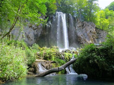 5 Virginia Waterfalls To Swim In This Summer