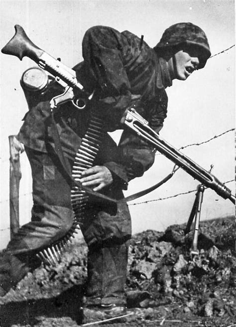 World War Ii In Pictures 12th Ss Panzer Division Hitlerjugend