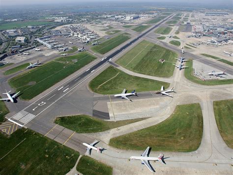 Heathrow Airport Expansion Uk Business Responds Furiously As Decision On Third Runway Is