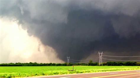 F5 Tornado Before It Hit Plaza Towers Elementary Moore Ok 52013
