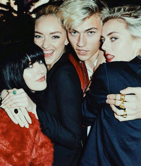 Lucky Blue Smith And Her Sisters Lucky Blue Smith Lucky Blue Lucky Smith