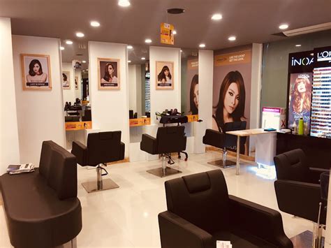 Ylg Salon Ylg Hrbr Layout In The City Bengaluru