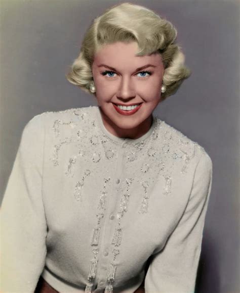 1000 Images About Doris Day In Color On Pinterest White Evening Gowns Days In And Ps