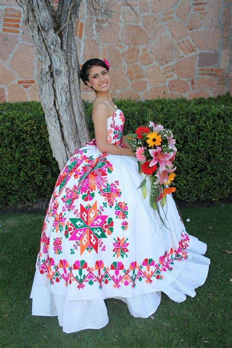 Pin De Jazmin Ramirez En Huasteca En 2023 Vestidos De Novia Mexicanos