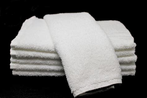 ultra soft facial towel 11″x28″ white diamond towel