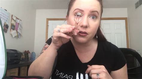 Makeup Tutorials How To Make Your Eyes Look Bigger Youtube