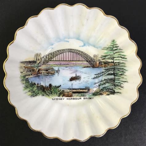 Illustrated Shelley Dish Sydney Harbour Bridge Shelley Ceramics