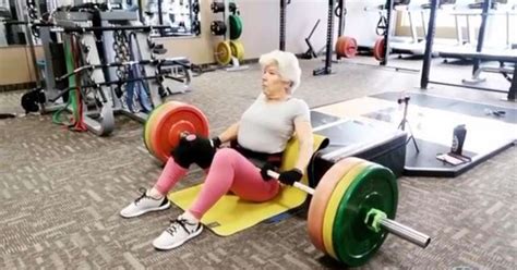 This 73 Year Old Woman Is A Fitness Influencer With More Than 500000