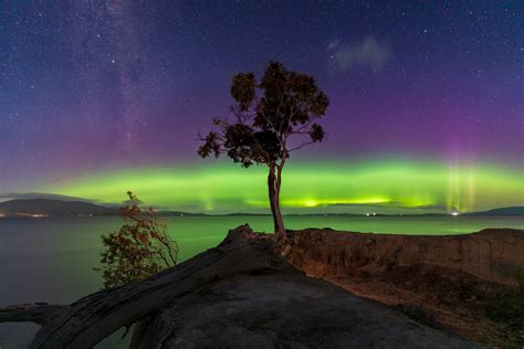 Photographer Captures Stunning Image Of Aurora Australis Australian