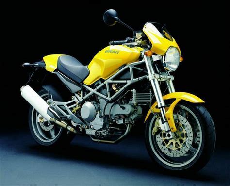 De monster ziet er nog netjes uit ongeacht de leeftijd en kilometers. DUCATI Monster 1000S specs - 2002, 2003 - autoevolution