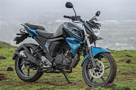 The bajaj pulsar 150 series, which comprises three models, is now first they launched the new pulsar ns 125 on 20 april, and now they have come up with the dagger edge. Upgrading from a Pulsar 150 with a Rs 1 lakh budget ...