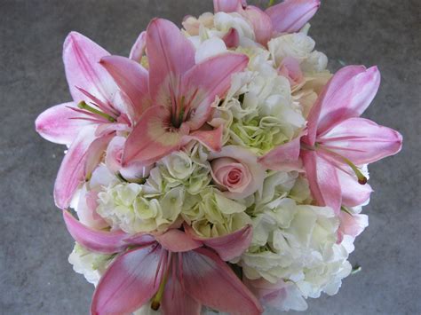 Prmdeal.com for you to collect all the coupons on the stadium flowers website! Pink Affection