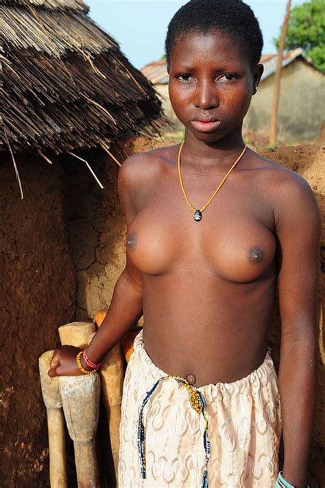 裸族ヒンバ族などアフリカの黒人ヌードグラビア 神からの贈り物 世界の美少女ヌード