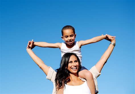 10 Ways To Be A More Confident Mom The Confidence Lounge