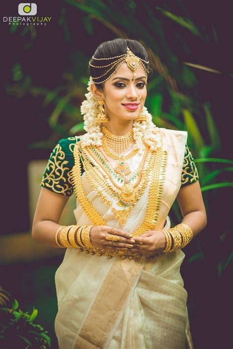 Trend Alert Styling The Kerala Kasavu Saree In 2020 Modern Saree Bridal Blouse Designs