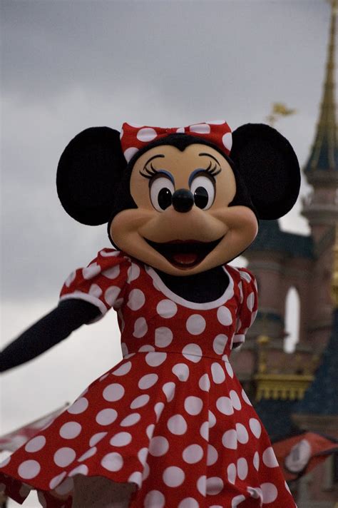 Disneyland Smiles Minnie Mouse