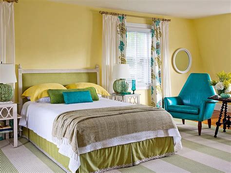 9 Bedrooms Show You How to Do Yellow Right | Yellow master bedroom, Yellow bedroom walls, Yellow ...