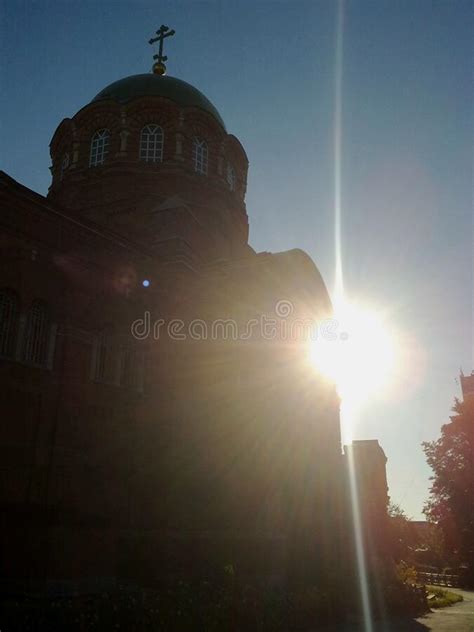 Den Ortodoxa Kyrkans Katedralbyggnad I Tula Fotografering F R