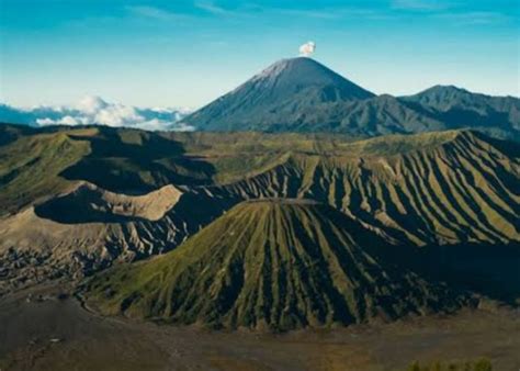 Legenda Asal Usul Gunung Bromo Kisah Roro Anteng Dan Joko Seger Hot