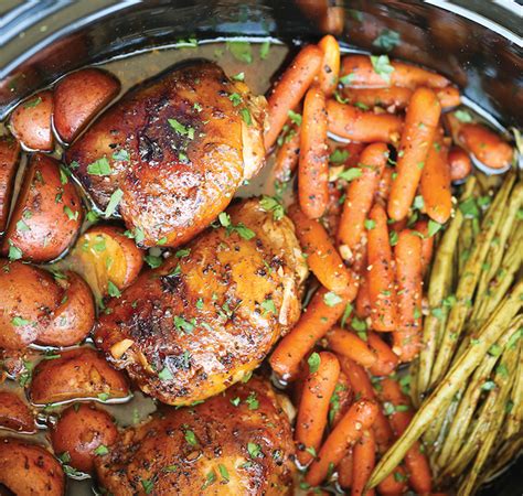 Easy Slow Cooker Honey Garlic Chicken And Veggies