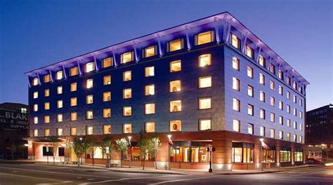 Hilton Garden Inn Portland Downtown Waterfront — Portland Hotels