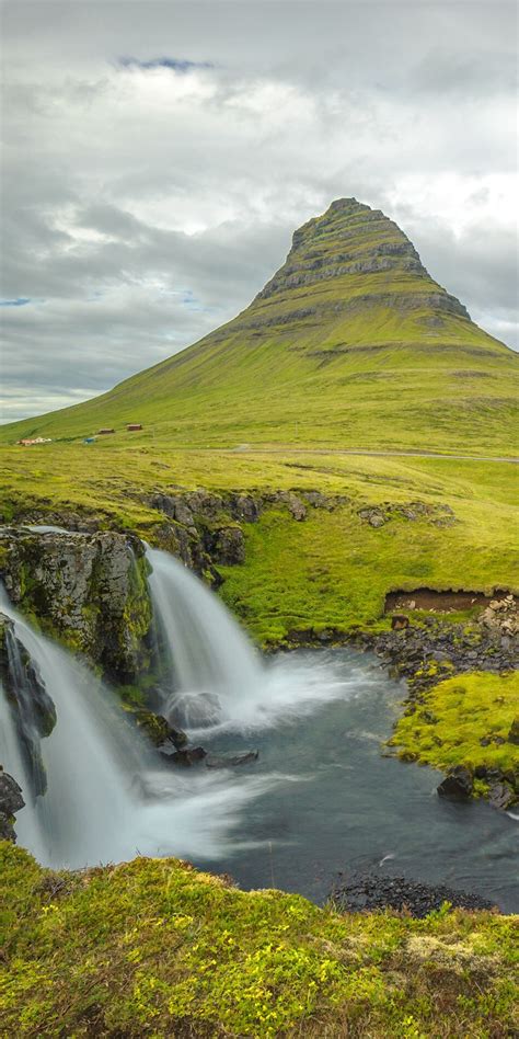Kirkjufell Mountain Iceland Beautiful Places Places Scenery