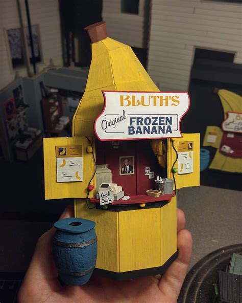 Paper Miniature Of Bluths Banana Stand From The Show Arrested