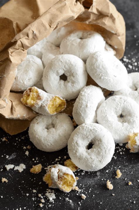 Mini Powdered Sugar Doughnuts The Novice Chef