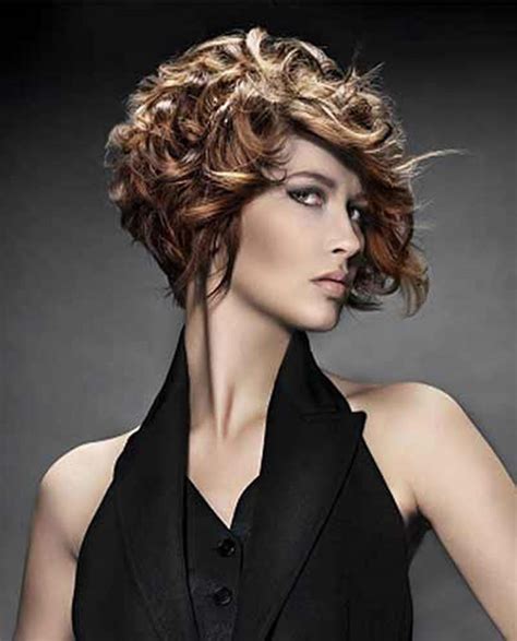 Gorgeous Short And Wavy Hairstyles Trendy Short Hairstyles Reverasite