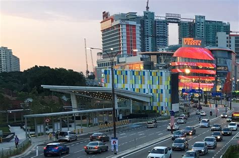 The cochrane mrt station is only 100m away while the maluri mrt and lrt interchange stations are 220m away. Maluri MRT Station, MRT station connected to the Maluri ...