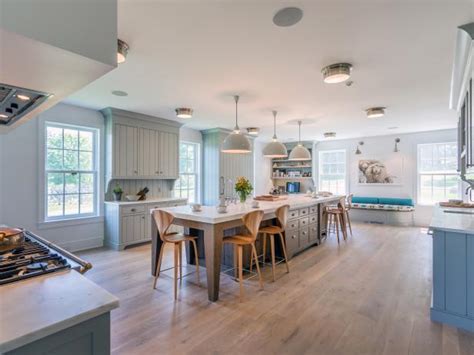 Blue Cottage Kitchen With Wood Floor Hgtv