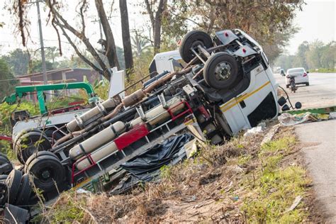 Trucking Accidents Still Occur Despite Safe Car Drivers