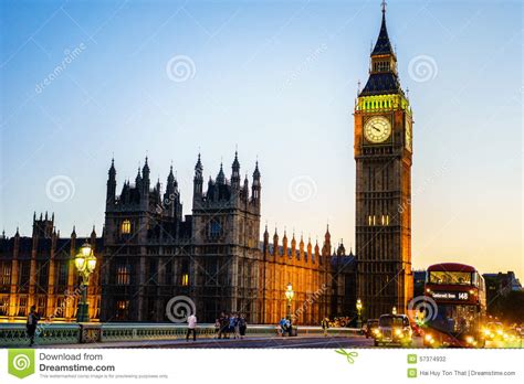 Periódicos diarios de reino unido. Big Ben, Londres, Inglaterra, O Reino Unido Foto de Stock ...