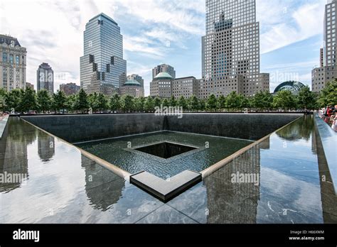 Memorial 911 Memorial North Pool At Ground Zero Manhattan New York