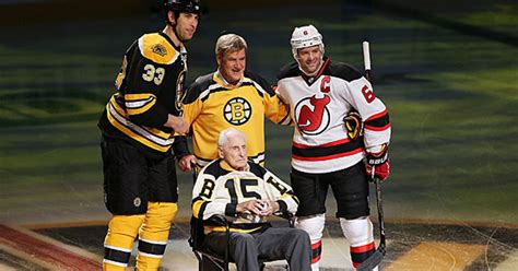 Bruins Legend Milt Schmidt Dies At 98 Cbs Boston