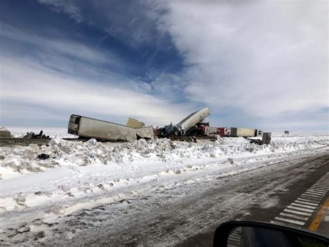 Snowy pileups in Wyoming Sunday result in at least 3 deaths