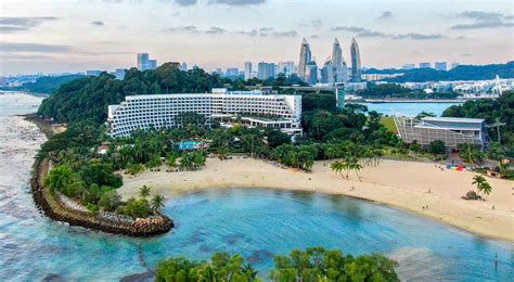 Luxury Resorts That Provide An Island Getaway In Singapore Capella W