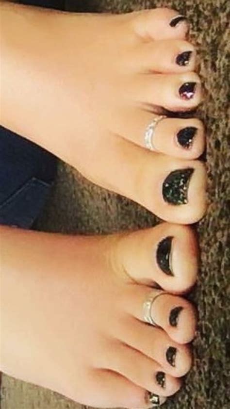 Pin By Flo Rinho On Feet Sexy Feet Beautiful Toes Pretty Toes