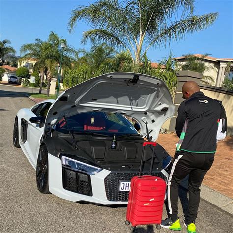 Naak Musiq Buys A New Hot Car Pictures Za