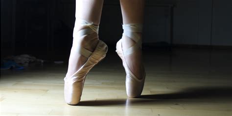 S Tiptoe Ballet Dancer Ballet Photo Class Indoors One Person
