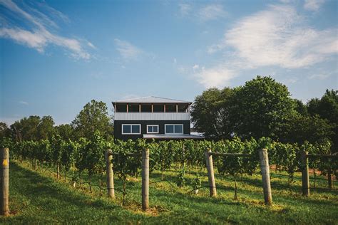 Virginia Wineries That Are Also Distilleries And Breweries