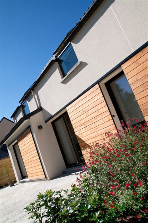 Avec ses 3 chambres, la maison peut accueillir 6 personnes. Maison contemporaine à Saint-Briac (35) (Dinard) DESIGN ...