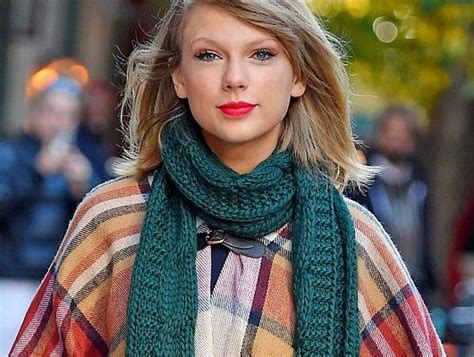 Get Taylor Swifts Topshop Checked Cape And Chunky Cable Knit Pom Scarf