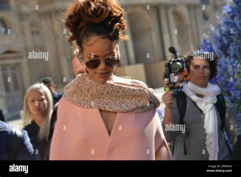 Fashion Show Christian Dior Hi Res Stock Photography And Images Alamy
