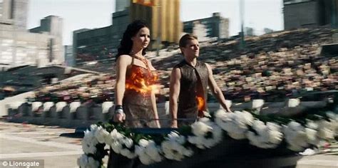 The Hunger Games Catching Fire Trailer Brings Katniss Everdeen Back To