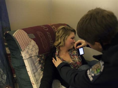 Domestic Violence The Story Behind This Tragic Photo By Sara Lewkowicz