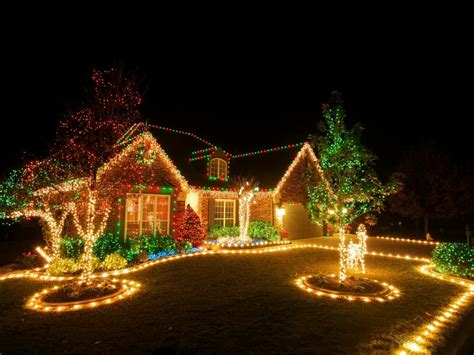15 Best Hanging Outdoor Christmas Lights In Trees